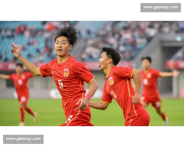 国足对阵乌兹别克裁判安排引热议执法尺度与比赛走势或成关注焦点 国足对阵乌兹别克裁判安排引热议执法尺度与比赛走势或成关注焦点